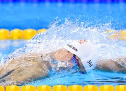 米兰体育APP-皇马主场告捷，继续保持不败纪录，皇马新赛季主场